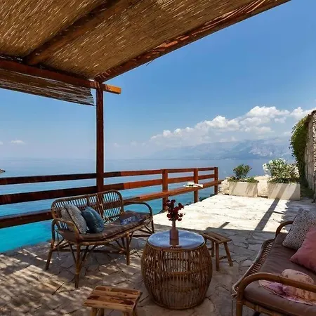 Secluded Fisherman's Cove Didina, Hvar - 21933 Sućuraj